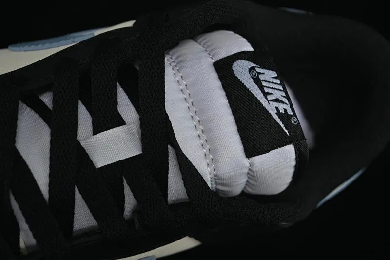 All Categories Nk SB Dunk Series Nk SB Dunk Low Low-top sneakers Nike SB Dunk Low White, black and blue color Low-top casual sneakers DD1391-100